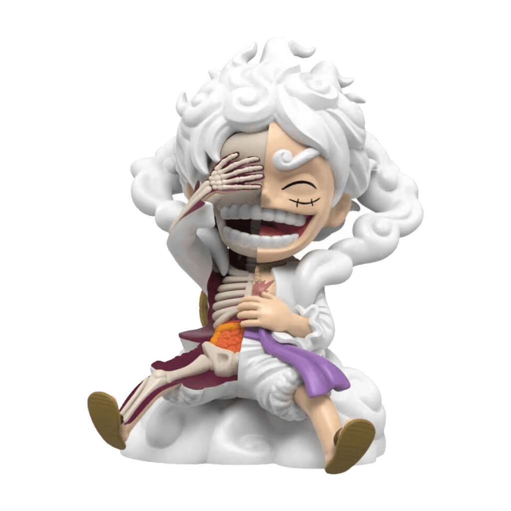 XXRAY One Piece Wanted Series Luffy Gear 5 – sittande figur med vitt hår och delvis synligt skelett.